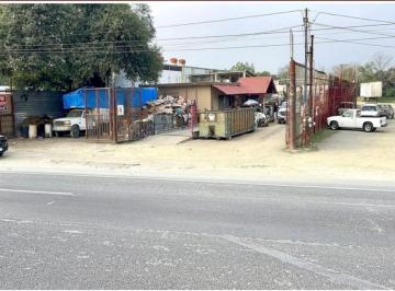 Terreno / Lote · 1990m² · 6 Estacionamientos · Terreno - El Cercado Centro