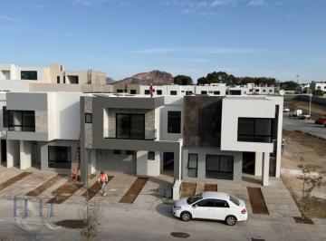 Casa en condominio de 3 habitaciones, Zapopan · Casa Lumina Nueva en Coto Arce en Valle Imperial Zapopan Norte