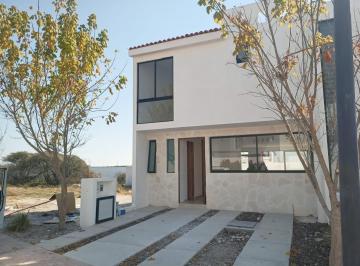 Casa · Casa Ciudad Maderas Querétaro