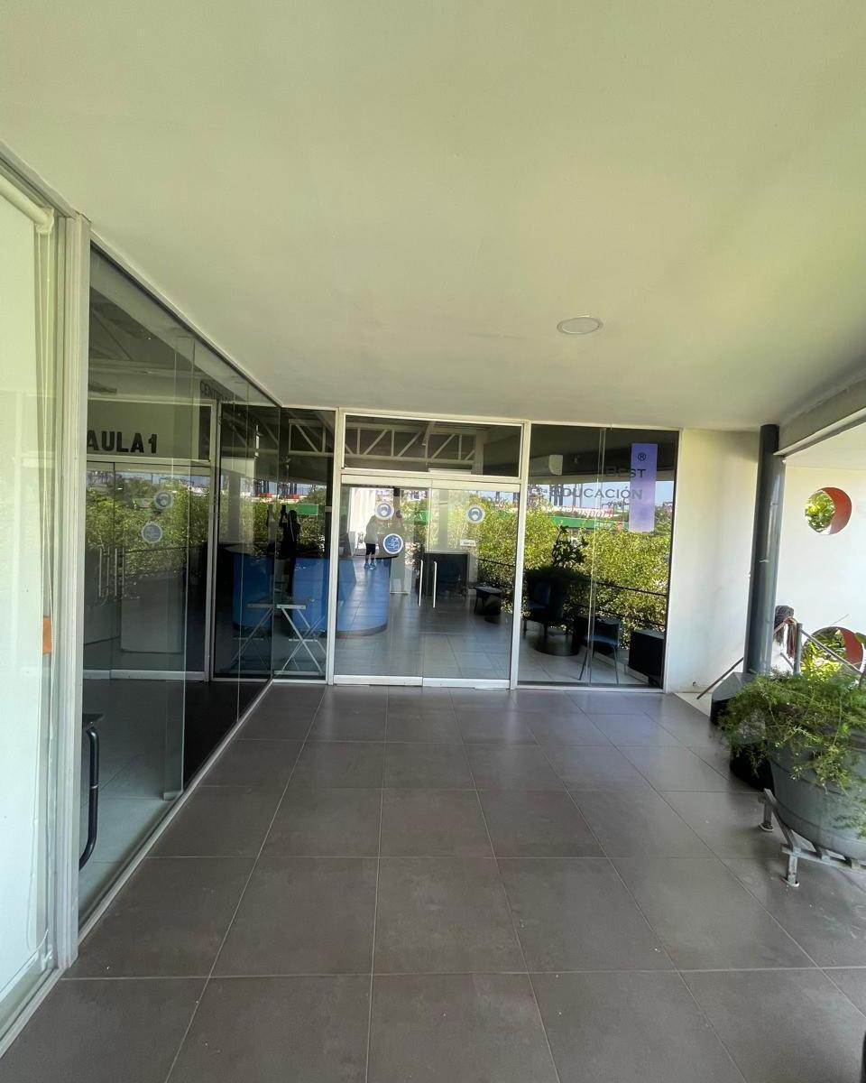 Oficina en Renta, Manzanillo