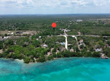 Terreno / Lote , Bacalar · Terreno en Venta con Vocación Comercial en Bacalar