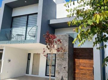 Casa de 3 habitaciones, San Andrés Cholula · En Renta Casa 3 Recamaras en Esquina en Parque Mexico de Lomas de Angelopolis