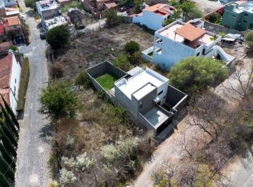Casa · 270m² · 3 Recámaras · 2 Estacionamientos · Casa Río Orinoco