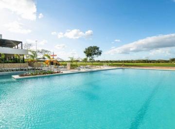 Terreno / Lote , Mérida · Lote Unifamiliar Dentro de Privada Residencial con Club de Golf en Mérida.