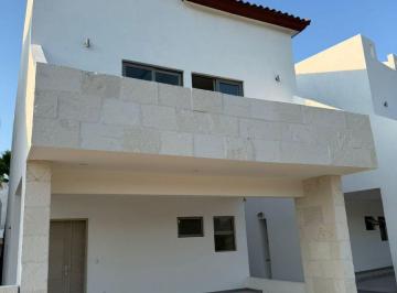 Casa de 4 habitaciones, Mazatlán · Casa en Venta en Mazatlán.