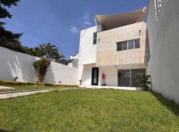 Casa · 188m² · 4 Recámaras · 2 Estacionamientos · Casa Nueva en Fraccionamiento Las Fincas, Jiutepec