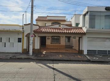 Casa de 3 habitaciones, Culiacán · Casa en Renta en Las Quintas por El Blvd Dr Mora
