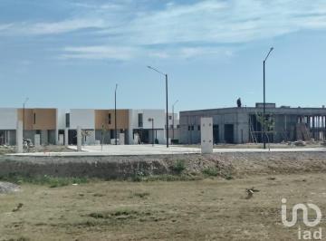 Terreno / Lote · 1m² · 1 Recámara · 2 Estacionamientos · Venta de Terreno en Fraccionam Iento Puerta Natura de 105 m² en La Ciudad de San Luis Potosi
