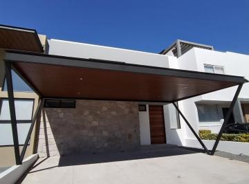 Casa en condominio · 262m² · 4 Recámaras · Casa en Venta en Cañadas del Lago con 4 Recamaras con Baño Una Planta Baja