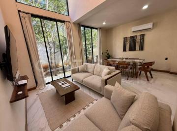 Casa · 116m² · 2 Recámaras · 2 Estacionamientos · Hermosa Casa de 3 Niveles en Tulum con Jacuzzi y Doble Altura–amueblada Svm0126