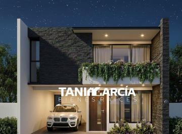 Casa de 4 habitaciones, Fortín · Vendo Moderna Casa en Preventa en Fortín! Lista en 1 Mes y Medio!