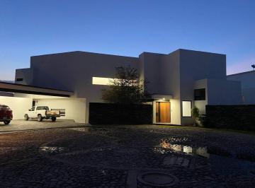 620f6987861ebddeda36c08efc6869c2ead2cd60dd12e4da4b034e076f22fc10 · Casa en Venta en La Loma Club de Golf