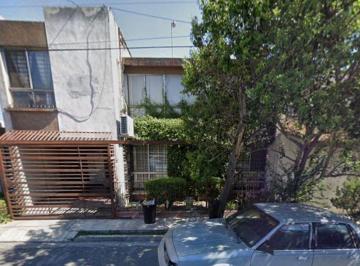 Casa de 4 habitaciones, Monterrey · Casa en Venta Ubicada en Mitras Nte Monterrey