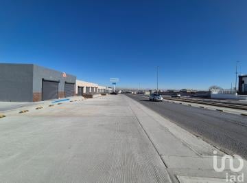 Local comercial · 94m² · Local en Renta en La Henequen Cerca de Las Gladiolas