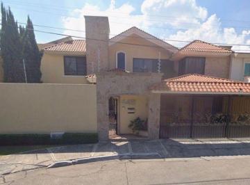 Casa de 5 habitaciones, Guadalajara · Perfecta Residencia en Venta Ubicada en Chapalita Jalisco