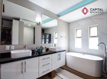 77d9be51372a615e8687950c83d50484b951668289fb775a5399ab6181b31a36 · Casa en Venta Coto Naturezza, Bosques de Santa Anita, Zona Sur