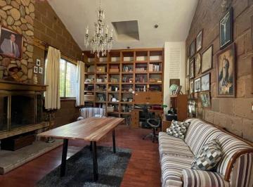 Casa en condominio · 385m² · 4 Recámaras · 2 Estacionamientos · Casa en Venta, Residencial Pulgas Pandas Norte, Aguascalientes