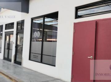 Local comercial · 55m² · Local - Crnl. Esteban Cantú