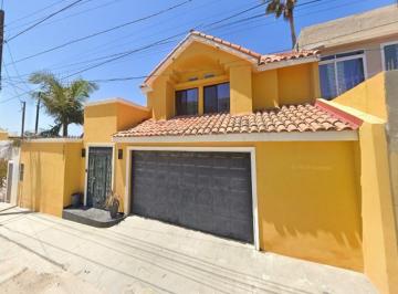 Casa de 3 habitaciones, Tijuana · Hermosa Casa en Playas de Tijuana en Venta!