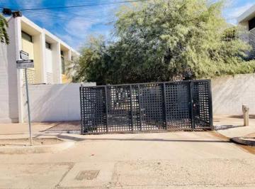 Casa de 2 habitaciones, Hermosillo · Casa en Venta Cerca del Aeropuerto