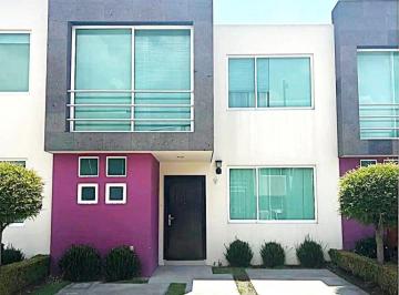 Casa de 3 habitaciones, Zinacantepec · Casa en Renta en San Luis Mextepec Cerca del Centro de Toluca
