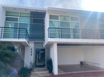 Casa de 3 habitaciones, León · Casa en Venta en Santa Fe Zona Sur León Guanajuato