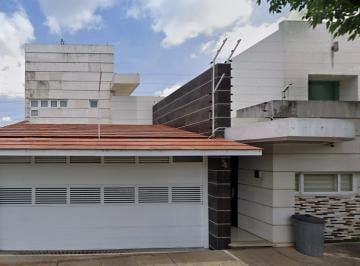 Casa de 3 habitaciones, Xalapa · Hermosa Casa en Una de Las Mejores Zonas de Xalapa, Alta Plusvalia, Aprovecha Hoy.