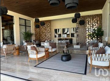 Terreno / Lote · 352m² · Terreno en Venta en Antigua Residencial, Merida, Yuc.– Frente a Casa Club