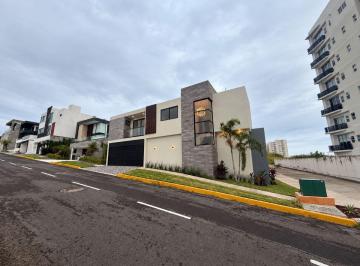 Casa de 3 habitaciones, Alvarado · Venta de Casa en Playas del Conchal, Alvarado, Ver.