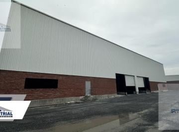 Bodega comercial · 2570m² · 10 Estacionamientos · Bodega Industrial en Renta Guadalupe