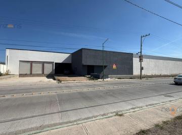 Bodega comercial · 2400m² · 20 Estacionamientos · Bodega Nueva en Renta con Oficinas y 3 Andenes de Descarga