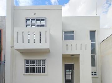 Casa de 2 habitaciones, Mérida · Casa Amplia de Dos Niveles