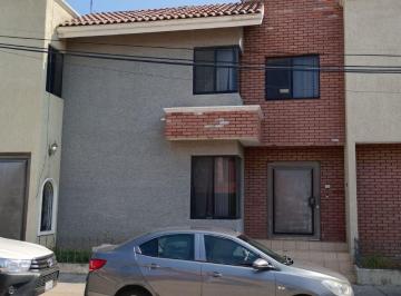 Casa de 3 habitaciones, León · Casa en Renta en Valle de Moral León Guanajuato