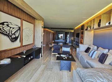 Departamento · 199m² · 3 Recámaras · 2 Estacionamientos · Sky Depto en Venta