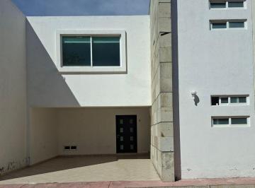 Casa de 3 habitaciones, Puebla · Casa en Renta en La Loma Zavaleta