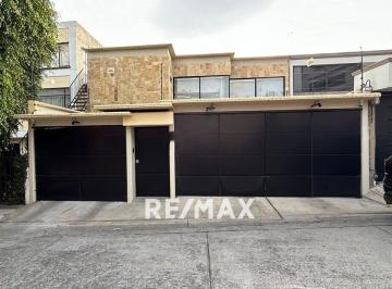 Casa de 3 habitaciones, Naucalpan de Juárez · Casa en Venta en Ciudad Satelite