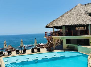 Casa · 705m² · 6 Recámaras · 5 Estacionamientos · Casa en Venta en Balcones Al Mar con Frente a Playa en Acapulco - (4)
