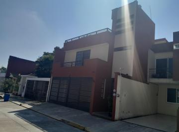 Casa de 3 habitaciones, Coatepec · Tres Recamaras, Fracc La Trinidad, Excelentes Terminados