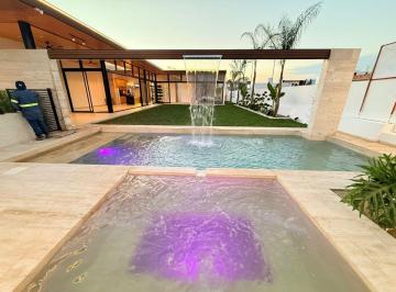 Casa de 4 habitaciones, Atlatlahucan · Residencia Moderna, Diseños Unicos en Lomas de Cocoyoc