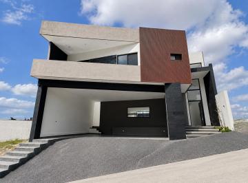 Casa de 3 habitaciones, Monterrey · Casa en Venta en Castaños del Vergel con Alberca y Terraza en Monterrey
