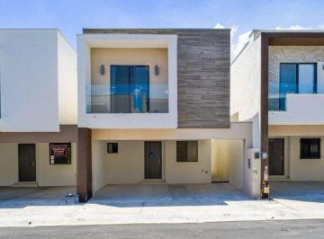 Casa de 3 habitaciones, García · Casa en Venta en Altavia de 2 Niveles Zona La Reserva.
