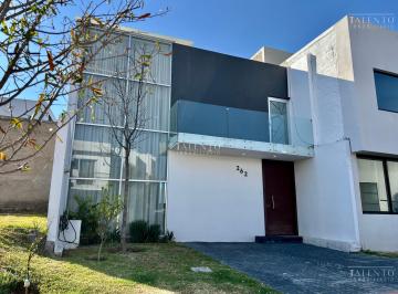 Casa de 3 habitaciones, Zapopan · Casa en Venta Solares Residencial Zapopan Jalisco