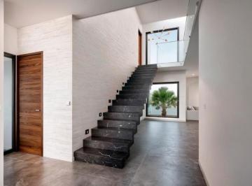 Casa · 329m² · 4 Recámaras · 2 Estacionamientos · Casa en Pre Venta Rio del Dorado, Boca del Río