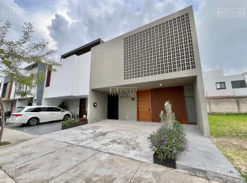 Casa de 3 habitaciones, Zapopan · Casa en Venta Solares Residencial Zapopan Jalisco