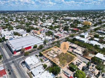 e69bcee3df2d7fe80b99d6be59e86a22f64ec36aff28eef4435f1e3bb331b9f1 · Terreno en Esquina en Venta Sobre Prolongación de Paseo de Montejo, Mérida.