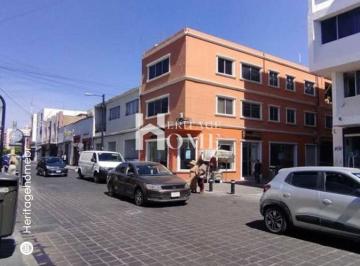 Local comercial , Celaya · Se Renta Local Comercial en El Centro de Celaya Cerca del Jardín Principal