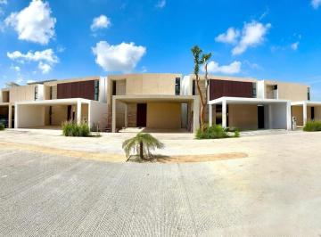 3a90a20633ad27a511bfb728c72d5e6cc4d84e4c9e8a558f5c6f987bf4016a5b · Casa en Venta con Doble Altura en Privada en Merida Yucatan