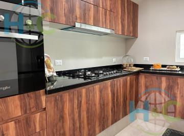 Casa · 180m² · 3 Recámaras · 2 Estacionamientos · Venta de Casa en Benevento Residencial, La Vista, Queretaro