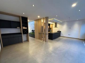 1 · Casa en Venta en Paseo del Parque Tres Marias, Morelia