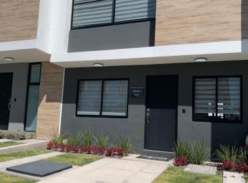 Casa en condominio de 4 habitaciones, El Marqués · Casa de 4 Recámaras en Zarú